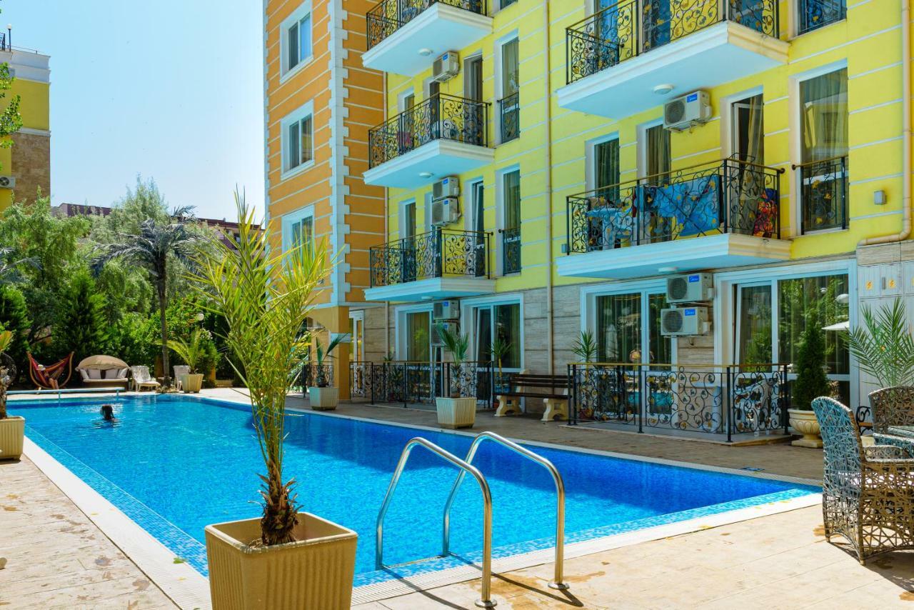 Sweet Homes Apartments Pantai Sunny Bagian luar foto