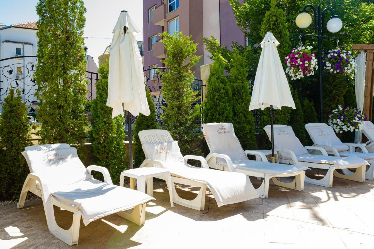 Sweet Homes Apartments Pantai Sunny Bagian luar foto