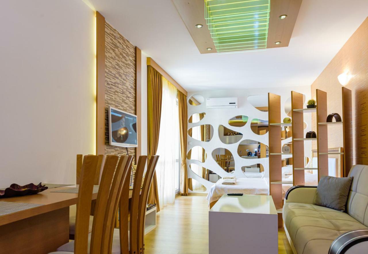 Sweet Homes Apartments Pantai Sunny Bagian luar foto