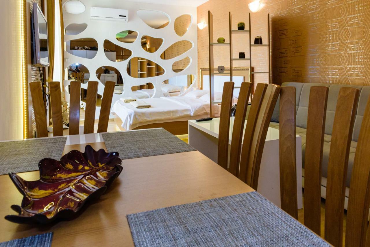 Sweet Homes Apartments Pantai Sunny Bagian luar foto