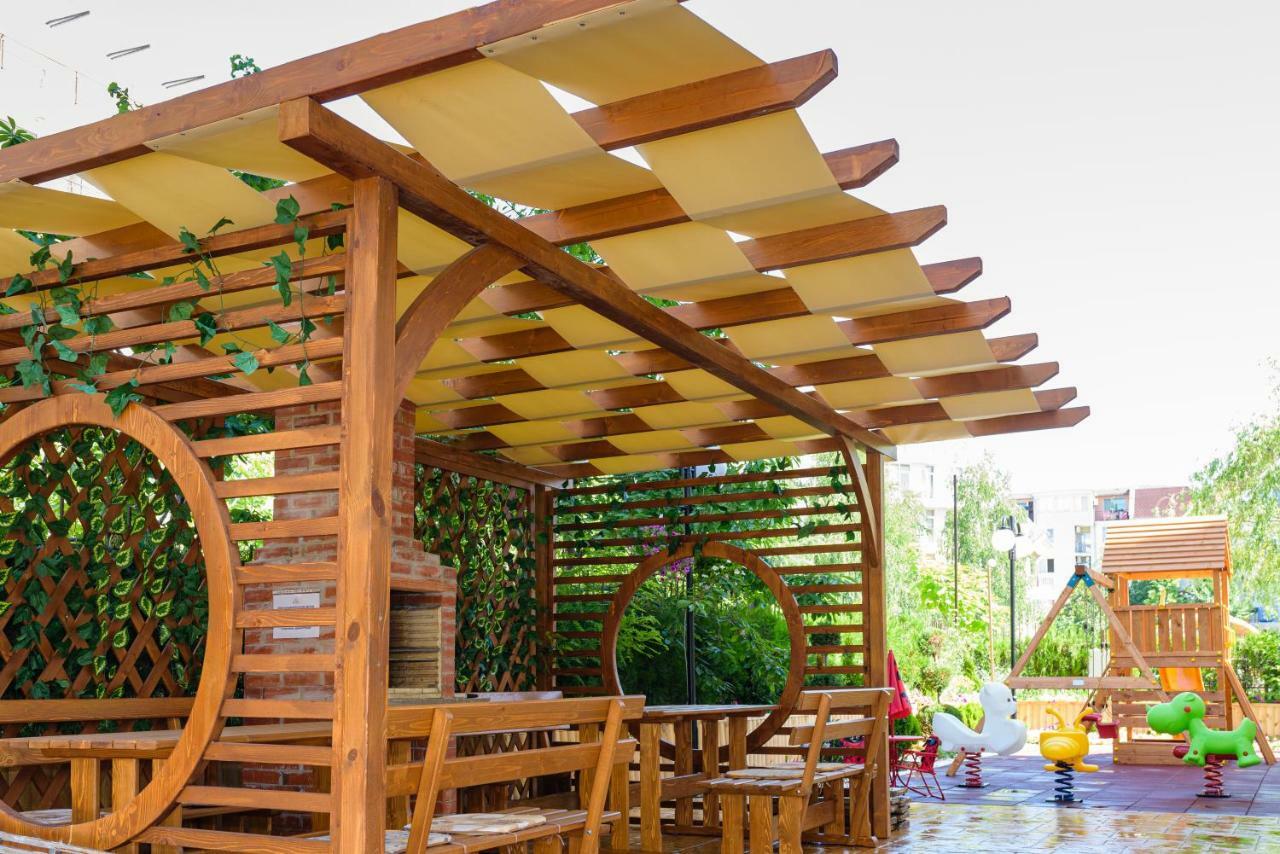 Sweet Homes Apartments Pantai Sunny Bagian luar foto